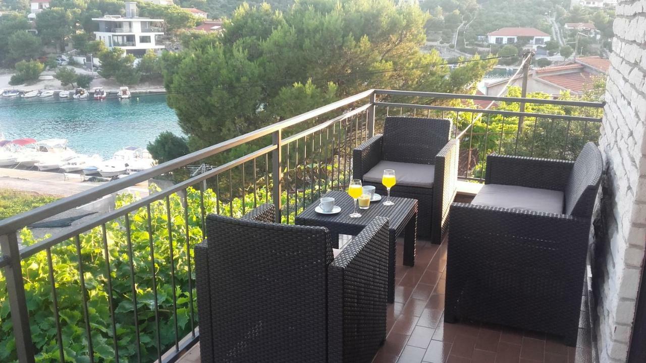Apartment Lanterna *